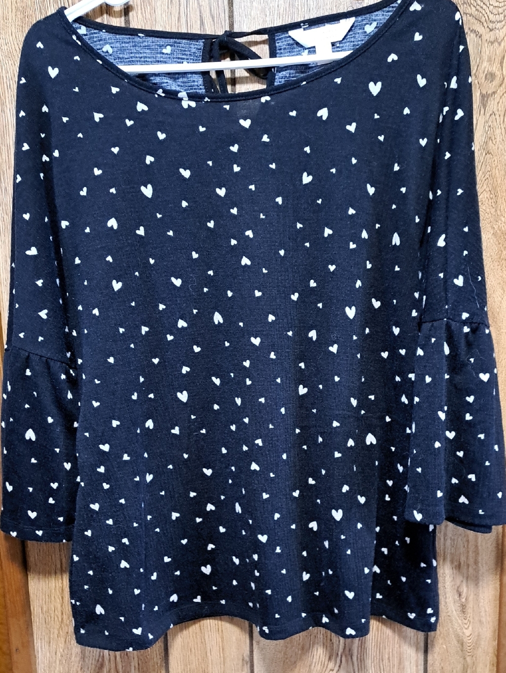 LC Lauren Conrad Black Knit Top with Cream Heart Print Size L
